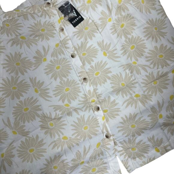 NEW Torrid Double Gauze Floral Ruffle Button Front Top Size 3X - Picture 8 of 10